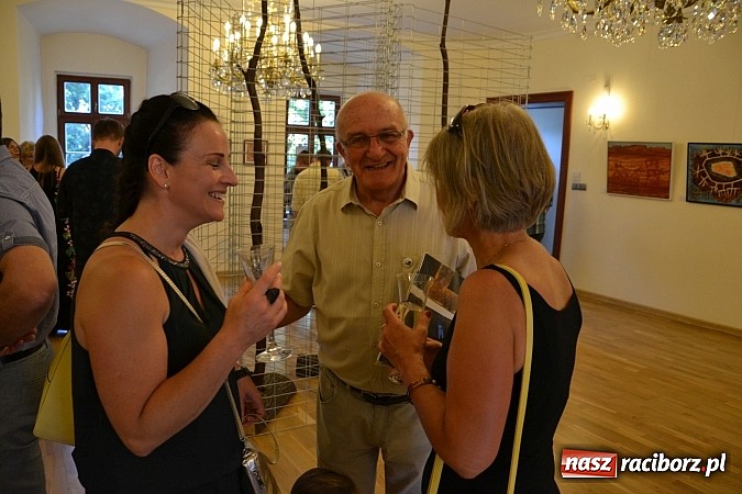 Zdjęcie w galerii na portalu naszraciborz.pl: Polsko-niemiecko-francuska ekspozycja otwarta - wernisaż wystawy na zamku  wiadomości z regionu