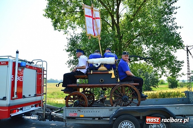 Zdjęcie w galerii na portalu naszraciborz.pl: Przewóz i Zabełków triumfował na Zawodach Sikawek Konnych w Bieńkowicach wiadomości z regionu