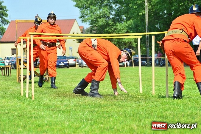 Zdjęcie w galerii na portalu naszraciborz.pl: Przewóz i Zabełków triumfował na Zawodach Sikawek Konnych w Bieńkowicach wiadomości z regionu