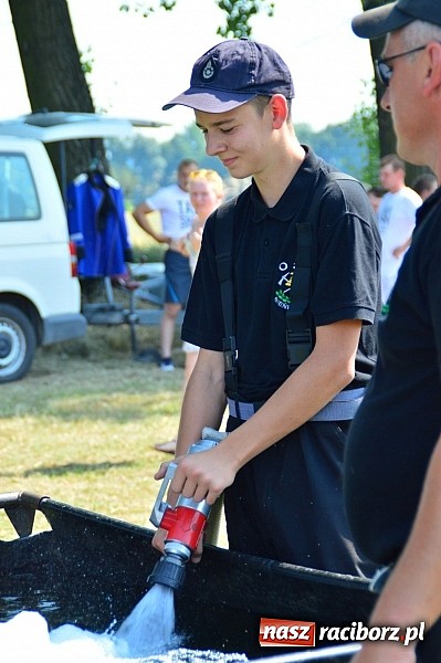 Zdjęcie w galerii na portalu naszraciborz.pl: Przewóz i Zabełków triumfował na Zawodach Sikawek Konnych w Bieńkowicach wiadomości z regionu