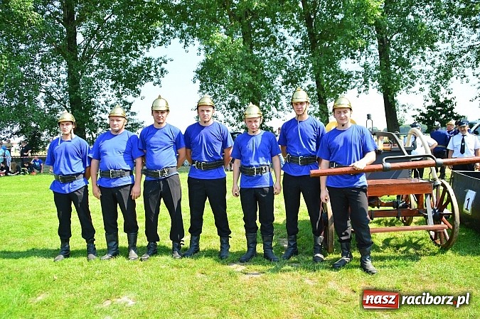 Zdjęcie w galerii na portalu naszraciborz.pl: Przewóz i Zabełków triumfował na Zawodach Sikawek Konnych w Bieńkowicach wiadomości z regionu