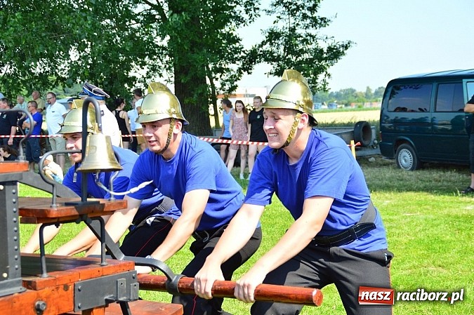 Zdjęcie w galerii na portalu naszraciborz.pl: Przewóz i Zabełków triumfował na Zawodach Sikawek Konnych w Bieńkowicach wiadomości z regionu