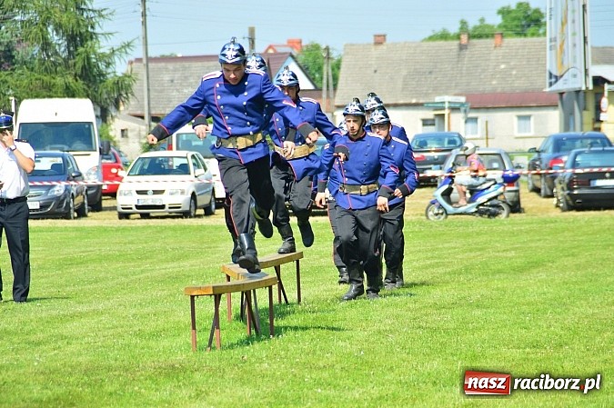 Zdjęcie w galerii na portalu naszraciborz.pl: Przewóz i Zabełków triumfował na Zawodach Sikawek Konnych w Bieńkowicach wiadomości z regionu