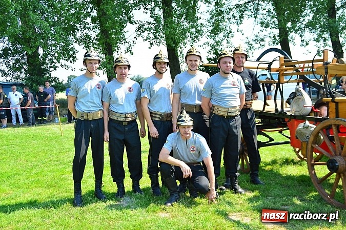 Zdjęcie w galerii na portalu naszraciborz.pl: Przewóz i Zabełków triumfował na Zawodach Sikawek Konnych w Bieńkowicach wiadomości z regionu