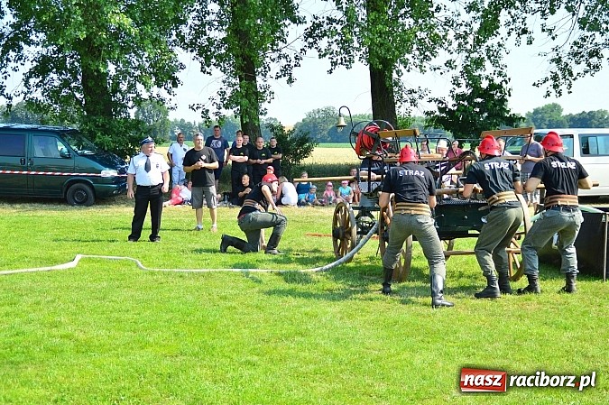 Zdjęcie w galerii na portalu naszraciborz.pl: Przewóz i Zabełków triumfował na Zawodach Sikawek Konnych w Bieńkowicach wiadomości z regionu