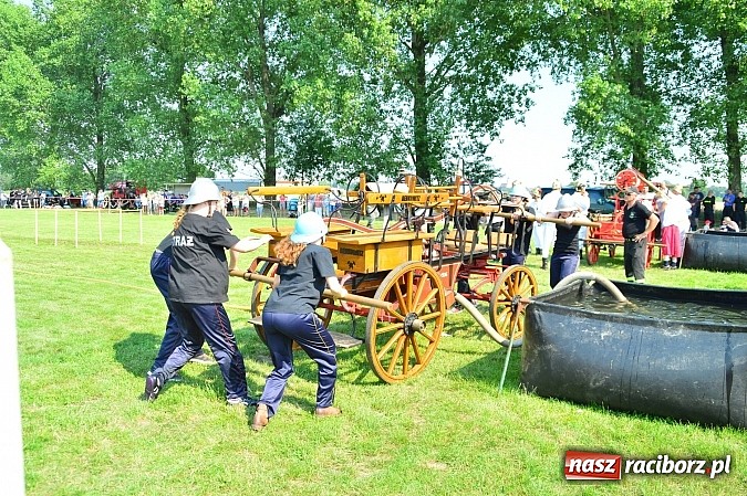 Zdjęcie w galerii na portalu naszraciborz.pl: Przewóz i Zabełków triumfował na Zawodach Sikawek Konnych w Bieńkowicach wiadomości z regionu