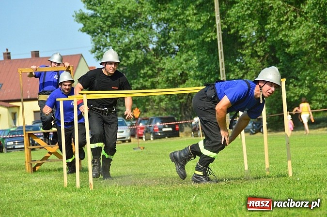Zdjęcie w galerii na portalu naszraciborz.pl: Przewóz i Zabełków triumfował na Zawodach Sikawek Konnych w Bieńkowicach wiadomości z regionu