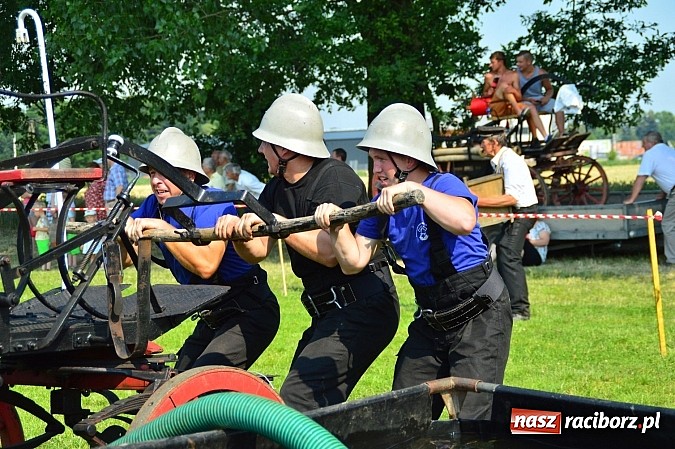 Zdjęcie w galerii na portalu naszraciborz.pl: Przewóz i Zabełków triumfował na Zawodach Sikawek Konnych w Bieńkowicach wiadomości z regionu