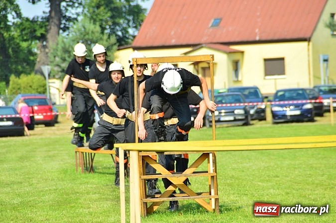 Zdjęcie w galerii na portalu naszraciborz.pl: Przewóz i Zabełków triumfował na Zawodach Sikawek Konnych w Bieńkowicach wiadomości z regionu