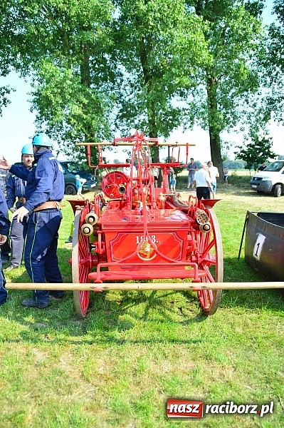 Zdjęcie w galerii na portalu naszraciborz.pl: Przewóz i Zabełków triumfował na Zawodach Sikawek Konnych w Bieńkowicach wiadomości z regionu