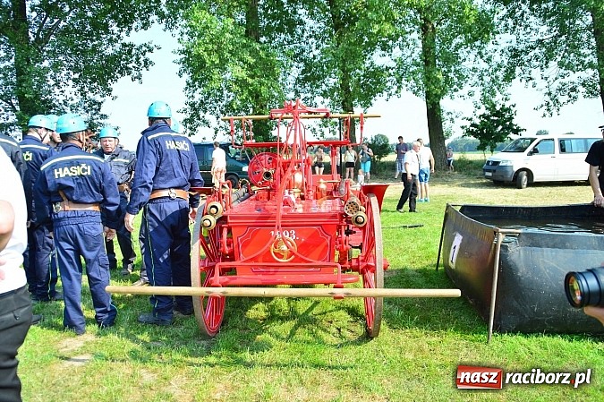 Zdjęcie w galerii na portalu naszraciborz.pl: Przewóz i Zabełków triumfował na Zawodach Sikawek Konnych w Bieńkowicach wiadomości z regionu