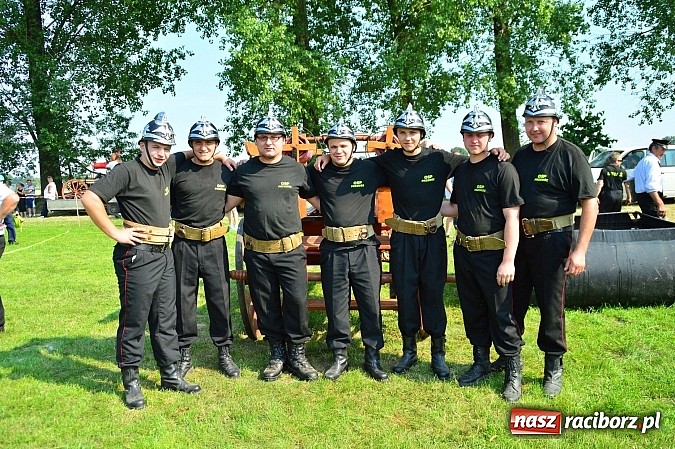 Zdjęcie w galerii na portalu naszraciborz.pl: Przewóz i Zabełków triumfował na Zawodach Sikawek Konnych w Bieńkowicach wiadomości z regionu