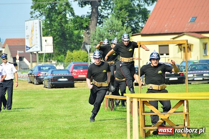 Zdjęcie w galerii na portalu naszraciborz.pl: Przewóz i Zabełków triumfował na Zawodach Sikawek Konnych w Bieńkowicach wiadomości z regionu