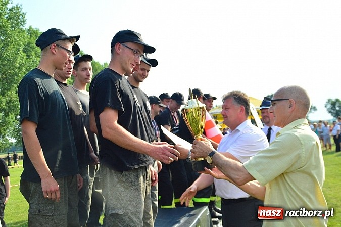 Zdjęcie w galerii na portalu naszraciborz.pl: Przewóz i Zabełków triumfował na Zawodach Sikawek Konnych w Bieńkowicach wiadomości z regionu