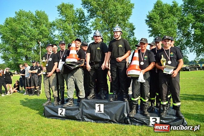 Zdjęcie w galerii na portalu naszraciborz.pl: Przewóz i Zabełków triumfował na Zawodach Sikawek Konnych w Bieńkowicach wiadomości z regionu