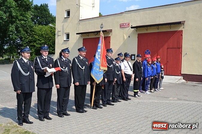 Zdjęcie w galerii na portalu naszraciborz.pl: Złoty medal dla sołtysa na dziesięciolecie sztandaru OSP wiadomości z regionu