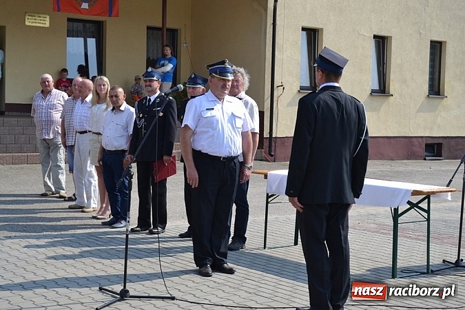 Zdjęcie w galerii na portalu naszraciborz.pl: Złoty medal dla sołtysa na dziesięciolecie sztandaru OSP wiadomości z regionu