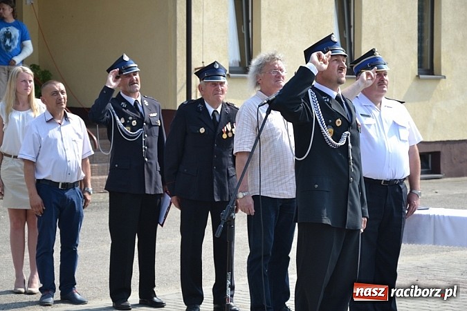 Zdjęcie w galerii na portalu naszraciborz.pl: Złoty medal dla sołtysa na dziesięciolecie sztandaru OSP wiadomości z regionu