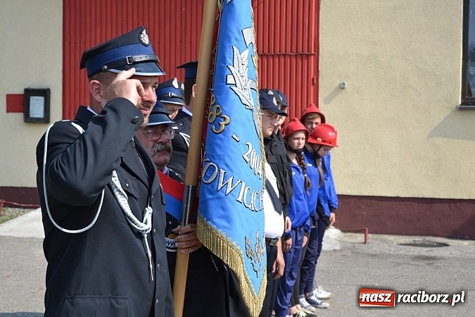 Zdjęcie w galerii na portalu naszraciborz.pl: Złoty medal dla sołtysa na dziesięciolecie sztandaru OSP wiadomości z regionu