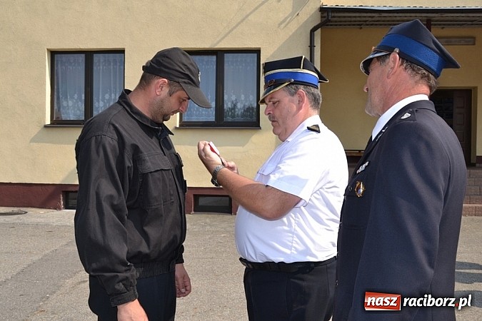 Zdjęcie w galerii na portalu naszraciborz.pl: Złoty medal dla sołtysa na dziesięciolecie sztandaru OSP wiadomości z regionu