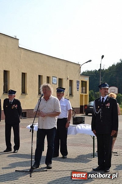 Zdjęcie w galerii na portalu naszraciborz.pl: Złoty medal dla sołtysa na dziesięciolecie sztandaru OSP wiadomości z regionu