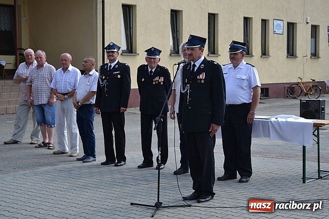Zdjęcie w galerii na portalu naszraciborz.pl: Złoty medal dla sołtysa na dziesięciolecie sztandaru OSP wiadomości z regionu