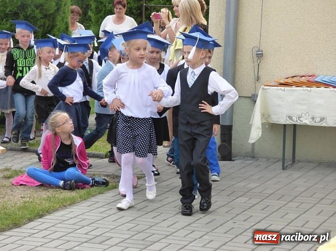 Zdjęcie w galerii na portalu naszraciborz.pl: Nędza: Myszki i Biedronki pożegnały swoje przedszkole  wiadomości z regionu