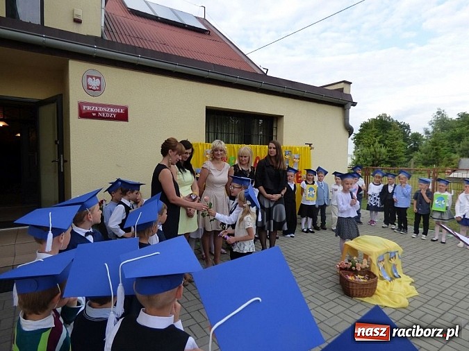 Zdjęcie w galerii na portalu naszraciborz.pl: Nędza: Myszki i Biedronki pożegnały swoje przedszkole  wiadomości z regionu