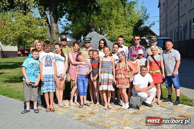 Zdjęcie w galerii na portalu naszraciborz.pl: Śląsko-Małopolski Oddział Straży Granicznej gości dzieci z Ukrainy wiadomości z regionu