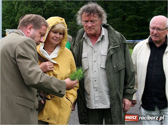 Zdjęcie w galerii na portalu naszraciborz.pl: Poseł Siedlaczek i jego przyjaciele wiadomości z regionu