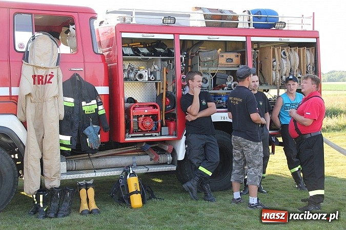 Zdjęcie w galerii na portalu naszraciborz.pl: Atrakcje i zabawa na festynie w Kornowacu  wiadomości z regionu