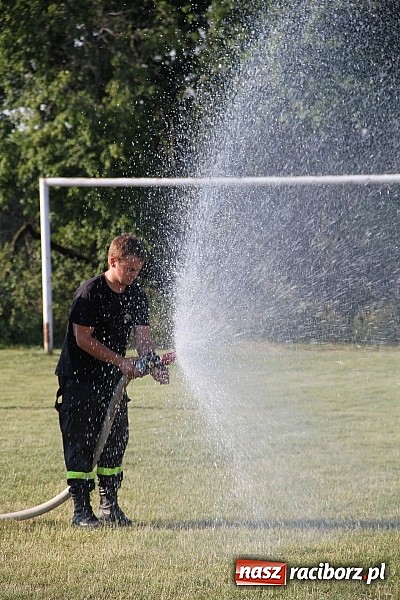 Zdjęcie w galerii na portalu naszraciborz.pl: Atrakcje i zabawa na festynie w Kornowacu  wiadomości z regionu