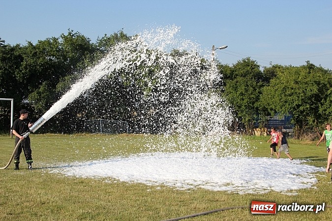 Zdjęcie w galerii na portalu naszraciborz.pl: Atrakcje i zabawa na festynie w Kornowacu  wiadomości z regionu