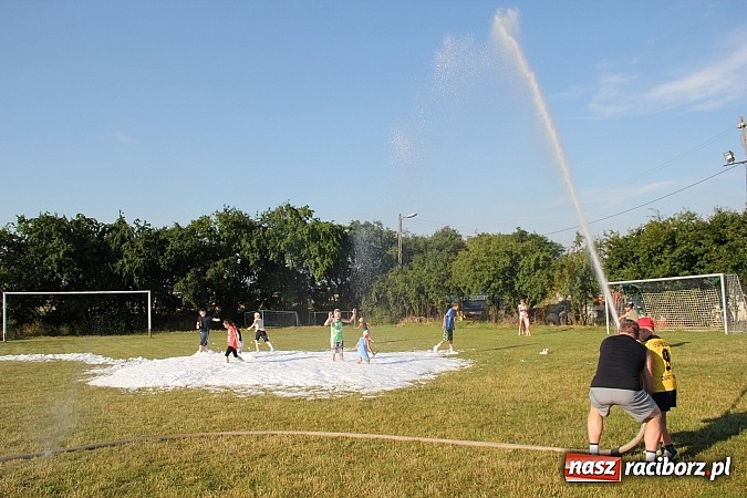 Zdjęcie w galerii na portalu naszraciborz.pl: Atrakcje i zabawa na festynie w Kornowacu  wiadomości z regionu