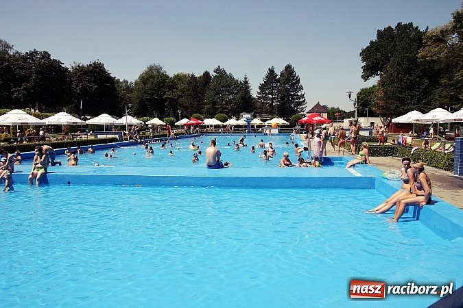 Zdjęcie w galerii na portalu naszraciborz.pl: Basen na ochłodę - zdjęcia z Obory i Szymocic wiadomości z regionu