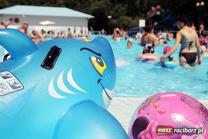 Zdjęcie w galerii na portalu naszraciborz.pl: Basen na ochłodę - zdjęcia z Obory i Szymocic wiadomości z regionu