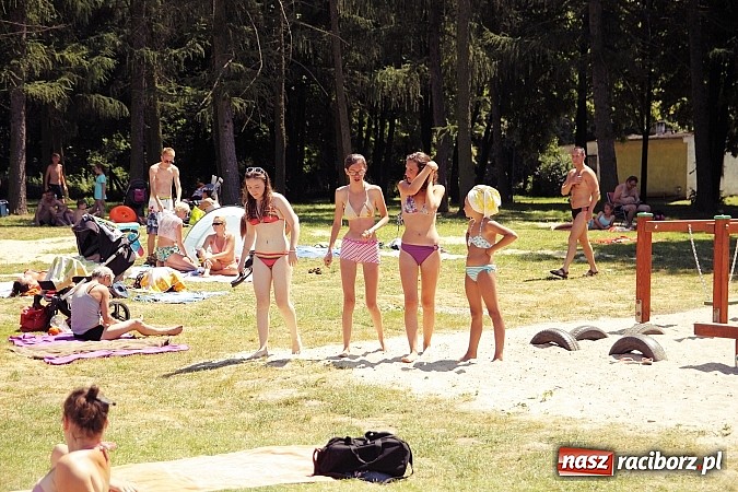 Zdjęcie w galerii na portalu naszraciborz.pl: Basen na ochłodę - zdjęcia z Obory i Szymocic wiadomości z regionu