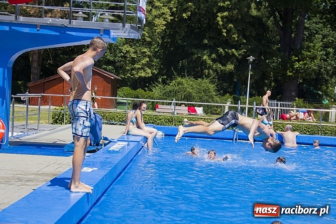Zdjęcie w galerii na portalu naszraciborz.pl: Basen na ochłodę - zdjęcia z Obory i Szymocic wiadomości z regionu