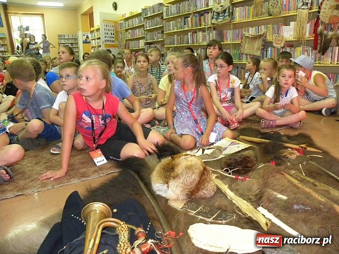 Zdjęcie w galerii na portalu naszraciborz.pl: Lato w Bibliotece. Jak zdobywano Dziki Zachód  wiadomości z regionu
