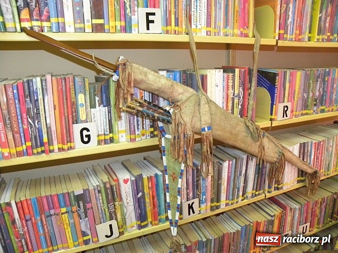 Zdjęcie w galerii na portalu naszraciborz.pl: Lato w Bibliotece. Jak zdobywano Dziki Zachód  wiadomości z regionu