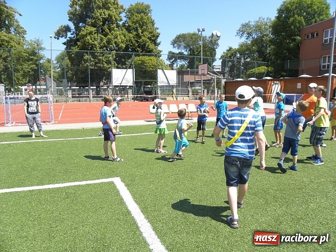 Zdjęcie w galerii na portalu naszraciborz.pl: Lato w Bibliotece. Jak zdobywano Dziki Zachód  wiadomości z regionu