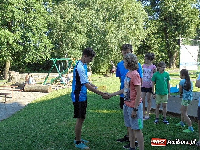 Zdjęcie w galerii na portalu naszraciborz.pl: Tenisiści TKKF RAFAKO na obozie w Czechach wiadomości z regionu