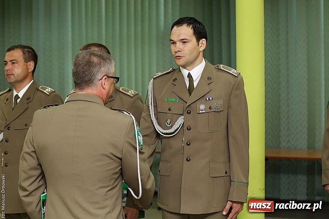Zdjęcie w galerii na portalu naszraciborz.pl: Ślubowanie nowych funkcjonariuszy straży granicznej wiadomości z regionu