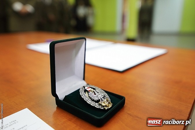 Zdjęcie w galerii na portalu naszraciborz.pl: Ślubowanie nowych funkcjonariuszy straży granicznej wiadomości z regionu