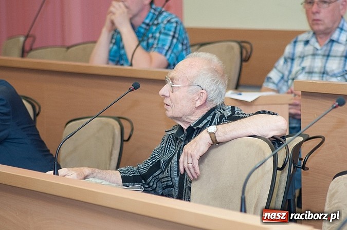 Zdjęcie w galerii na portalu naszraciborz.pl: Mamy wodę w piwnicach, a prezydent opowiada dyrdymały - spotkanie mieszkańców Nowych Zagród w sprawie wód gruntowych wiadomości z regionu