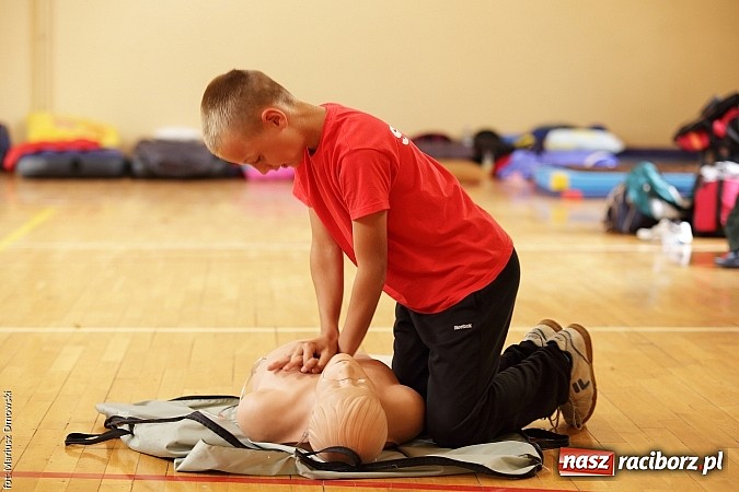 Zdjęcie w galerii na portalu naszraciborz.pl: W Samborowicach dzieci aktywnie spędzają wakacje na obozie strażackim wiadomości z regionu