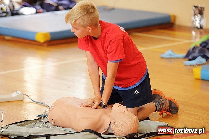 Zdjęcie w galerii na portalu naszraciborz.pl: W Samborowicach dzieci aktywnie spędzają wakacje na obozie strażackim wiadomości z regionu