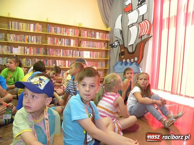 Zdjęcie w galerii na portalu naszraciborz.pl: Lato w bibliotece. Ahoj, Piraci!  wiadomości z regionu