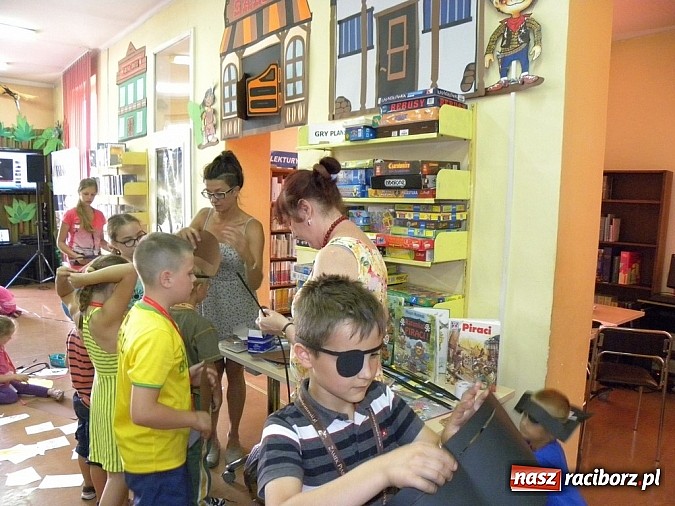 Zdjęcie w galerii na portalu naszraciborz.pl: Lato w bibliotece. Ahoj, Piraci!  wiadomości z regionu