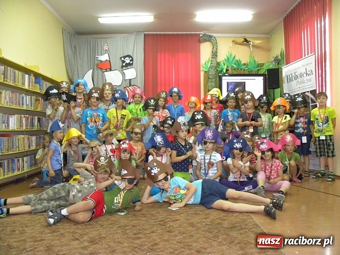 Zdjęcie w galerii na portalu naszraciborz.pl: Lato w bibliotece. Ahoj, Piraci!  wiadomości z regionu